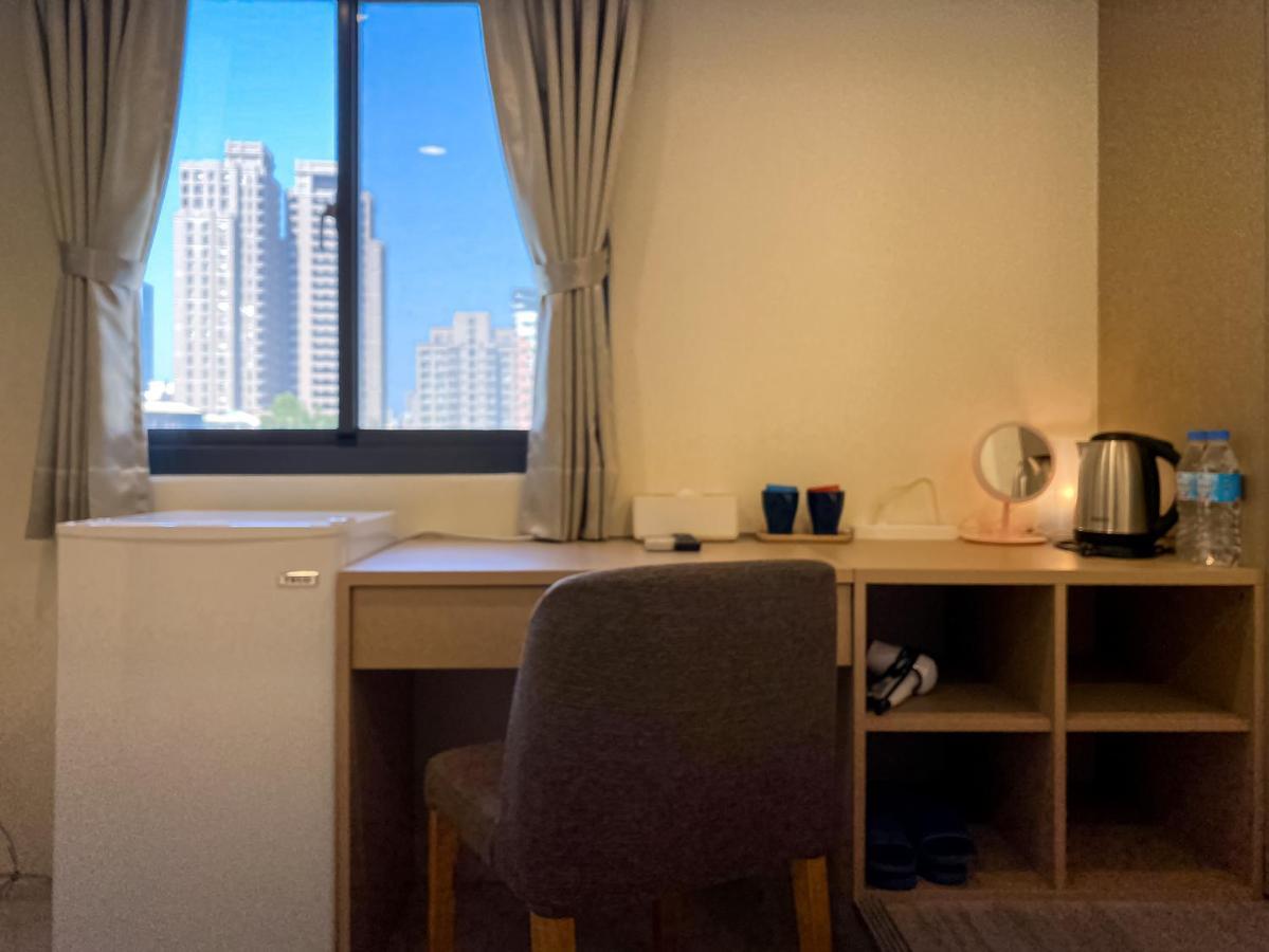 Sleeping Quilt Hotell Taichung Exteriör bild